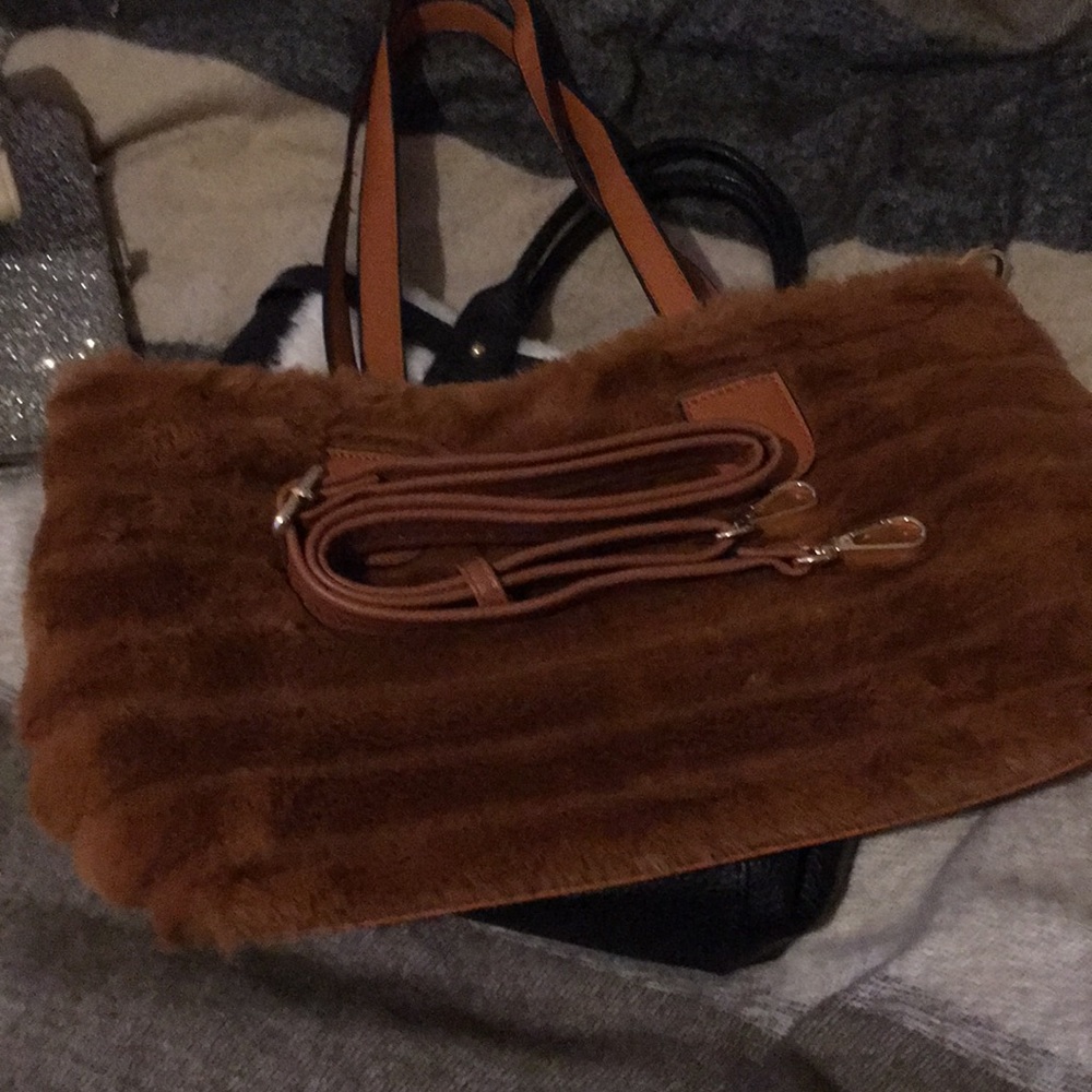 Fur handbag with shoulder strap